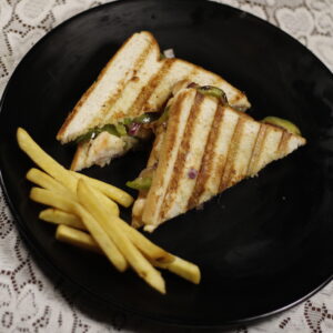 Prawn Grilled Sandwich with French Fries (4 pcs)