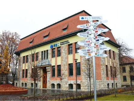 International Business School (IBS)